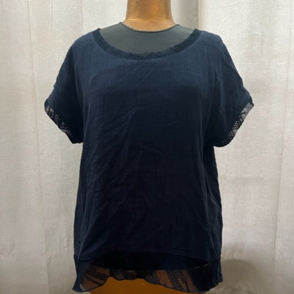 Lae fringe top